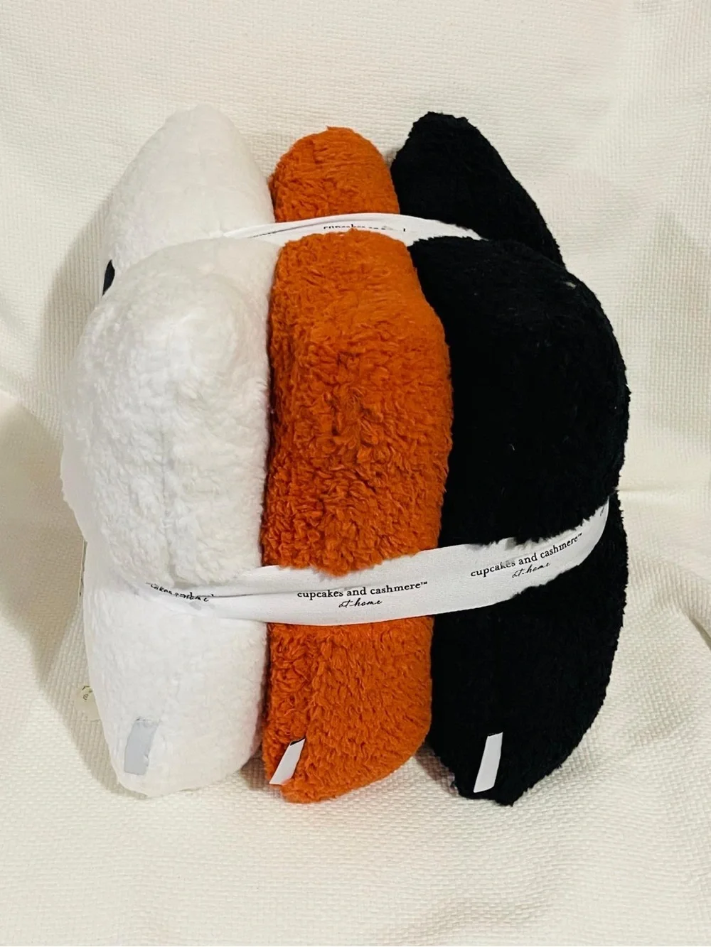 cupcakes & cashmere White Plush Throw with Black & Brown Accents